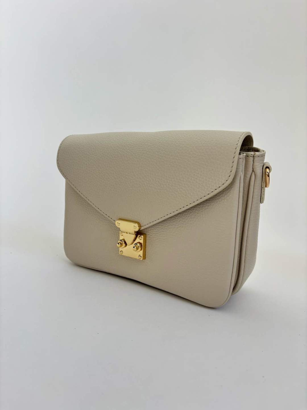 Beige bag 